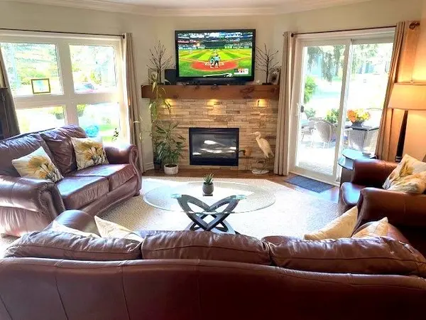 906 Cedar Pointe CT, Collingwood, ON L9Y 5C7