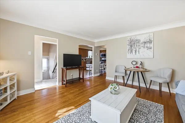 1131 Stanley DR, Burlington, ON L7P 2K6