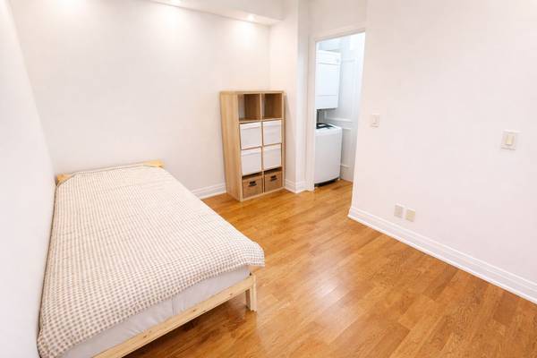 2737 Keele ST W #205, Toronto W05, ON M3M 2E9