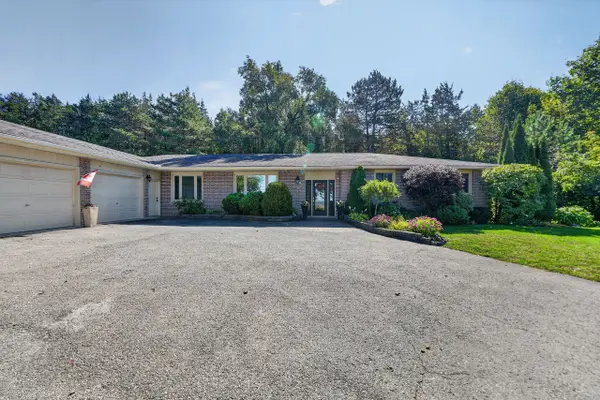 109 Old Orchard RD, Prince Edward County, ON K0K 1L0