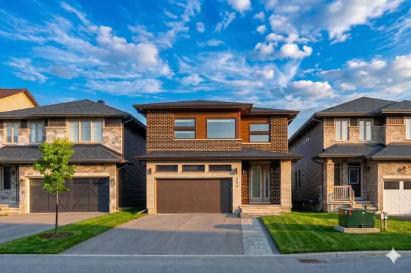 334 Haliburton HTS, Kanata, ON K2V 0G1