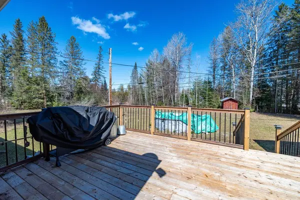 32926 Highway 17 HWY E, Deep River, ON K0J 1P0