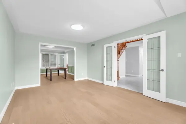 136 Doon DR N, London North, ON N5X 3V1