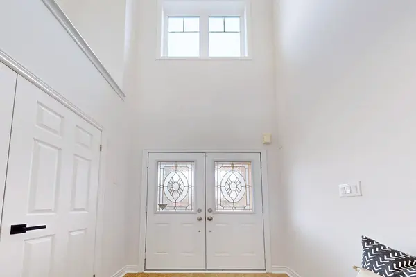 63 Pieter Vos DR, Kitchener, ON N2P 0G2