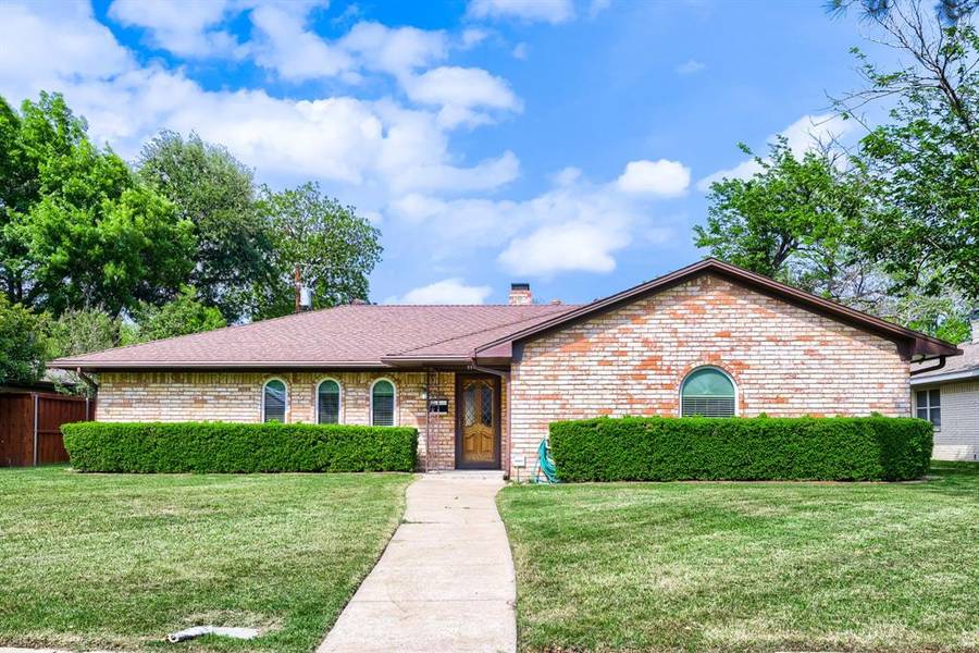 6946 Hunnicut Place, Dallas, TX 75227