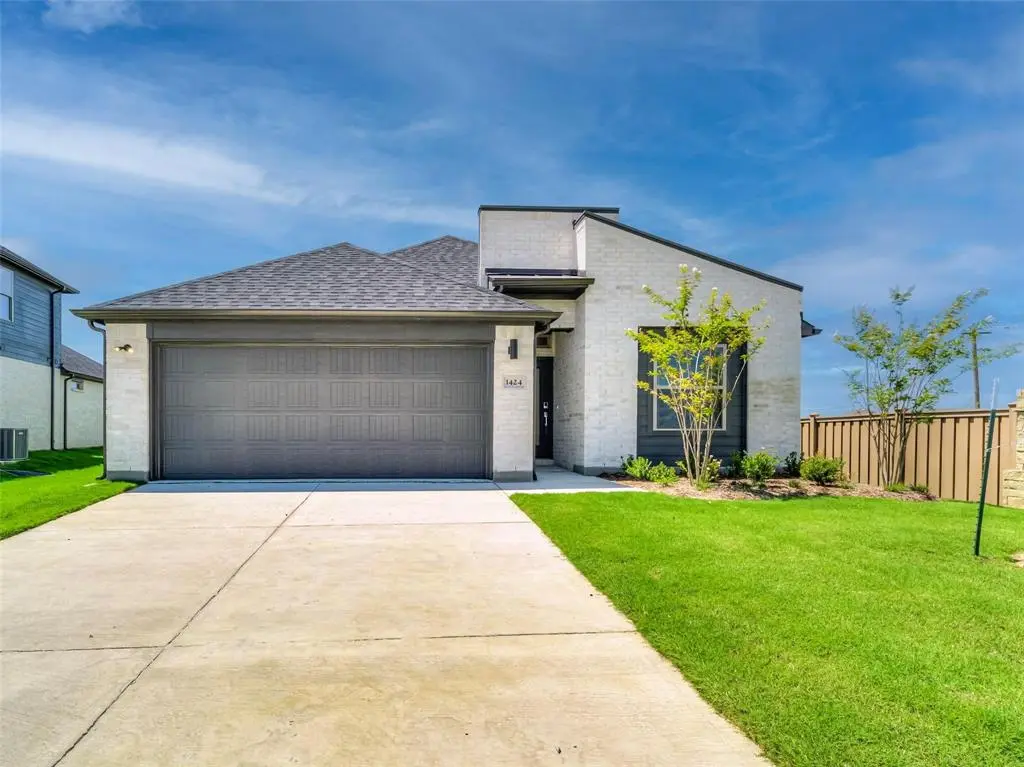 1424 Avondale Court, Celina, TX 75009