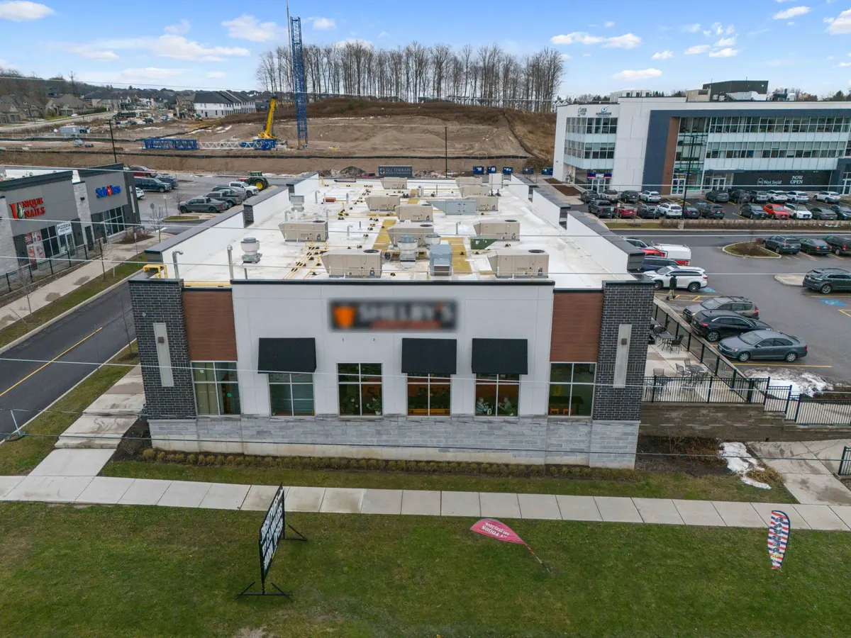 1876 Oxford ST W, London South, ON N6K 0J8