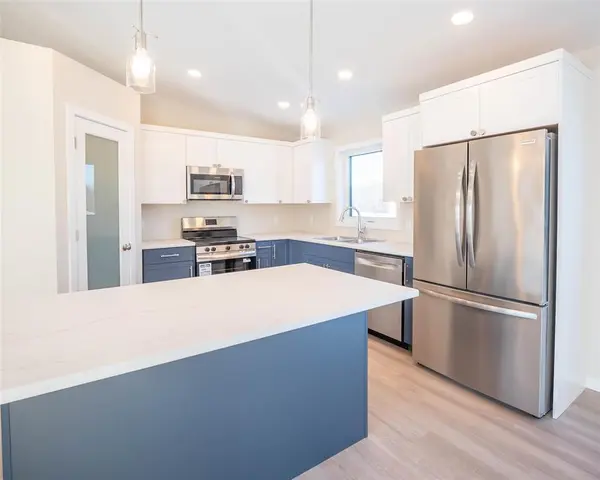 10 Everwood CRES, Matlock, MB R0C 2B0