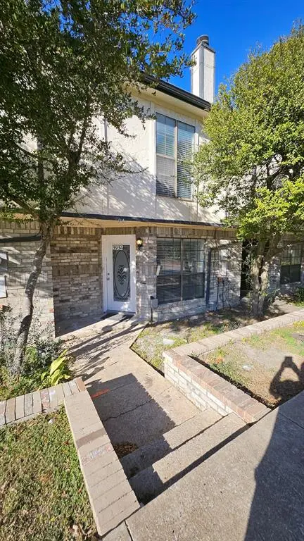 3934 Brandon Park Drive, Garland, TX 75044