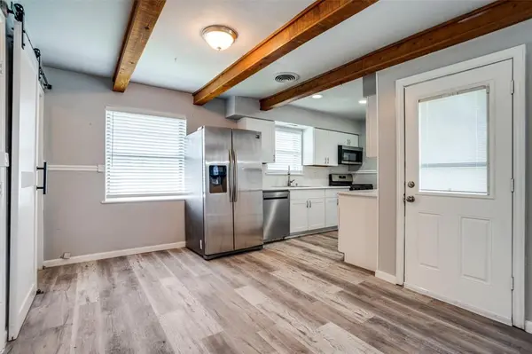 266 W Fulton Street, Van Alstyne, TX 75495