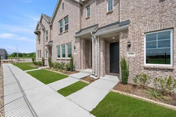 5704 Lakeview Drive, Watauga, TX 76148