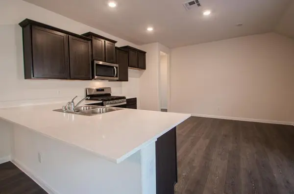 3936 Oak Creek Circle, Denison, TX 75020