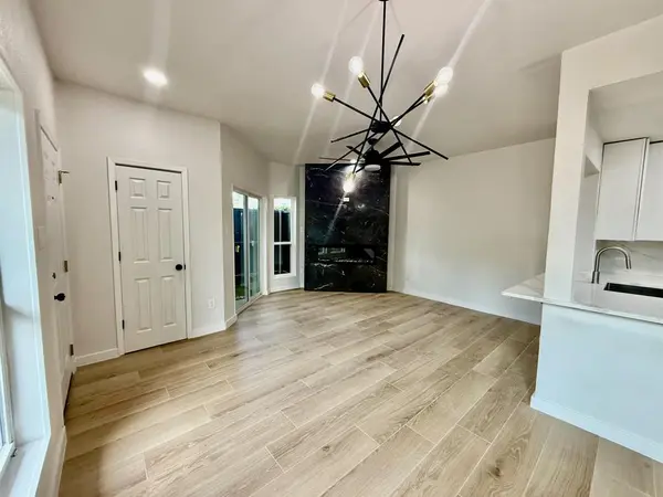 5757 Martel Avenue #B06, Dallas, TX 75206