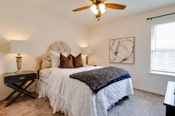 6108 Fall Creek Lane, Fort Worth, TX 76123