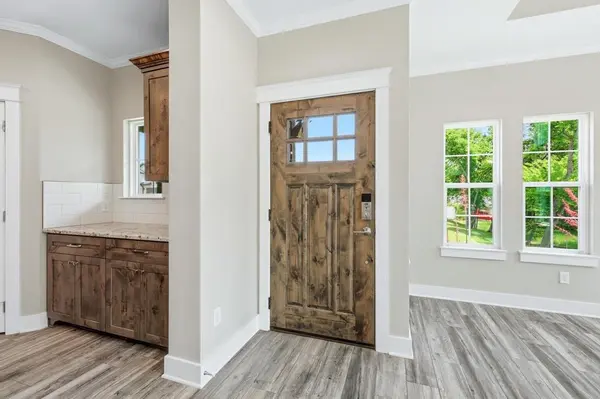 207 Wilson Street, Lake Dallas, TX 75065