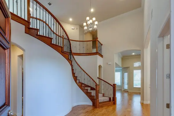 1231 Huron Drive, Grapevine, TX 76051