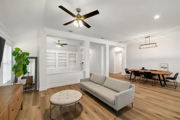 624 Mossycup Oak Drive, Plano, TX 75025