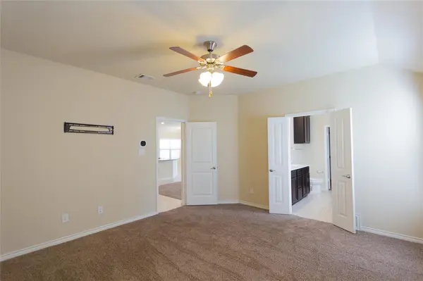 900 Lake Cypress Lane, Little Elm, TX 75068