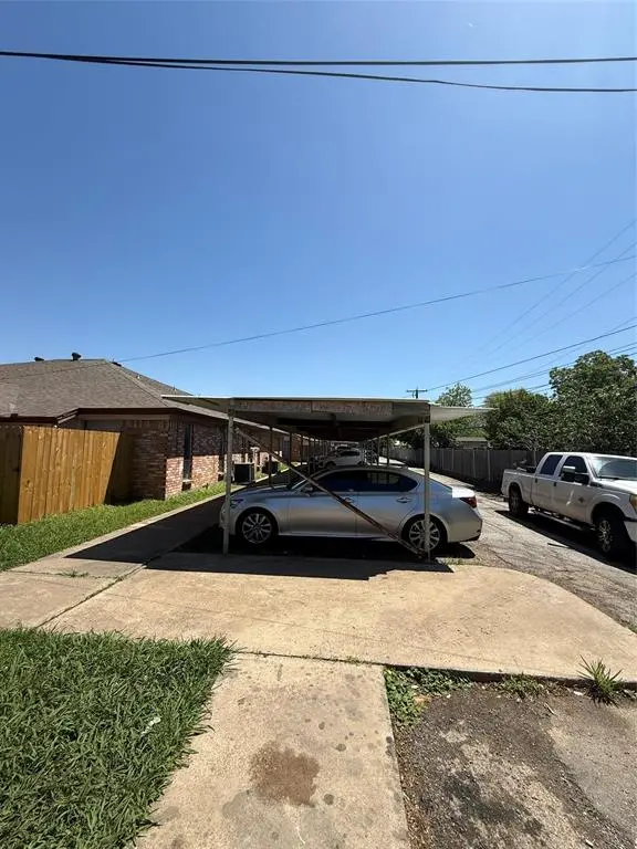 708 E Pecan Street #712, Hurst, TX 76053