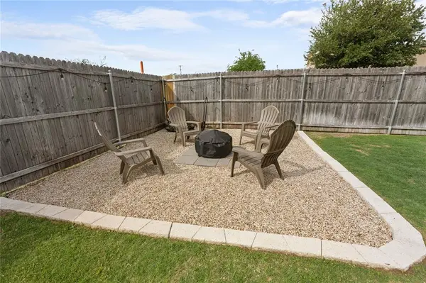 7714 Cottonwood Drive, Greenville, TX 75402