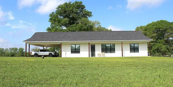 2420 County Road 4107, New Boston, TX 75570