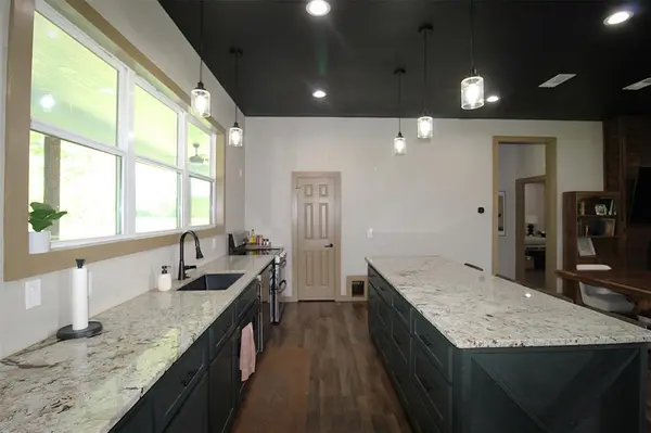 2420 County Road 4107, New Boston, TX 75570