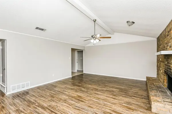 7508 Evergreen Drive, Watauga, TX 76148