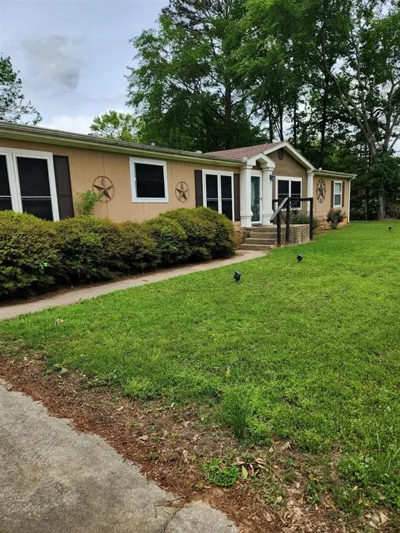 124 James Road, Kilgore, TX 75662