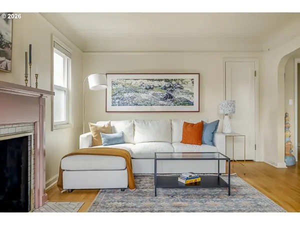 6615 NE 26TH AVE, Portland, OR 97211