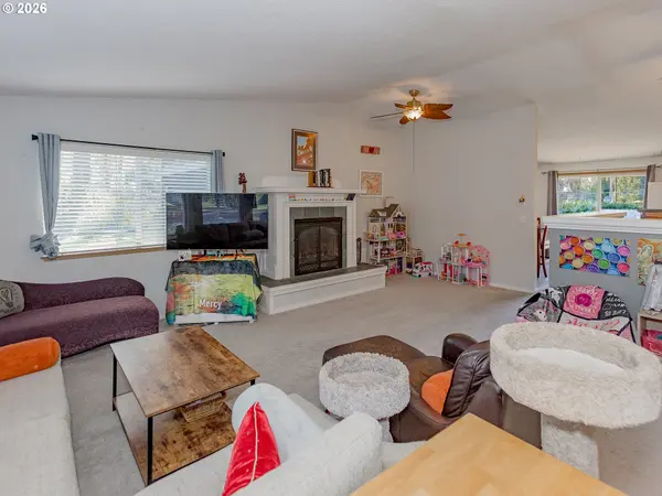 111 LAUREL LN, Washougal, WA 98671