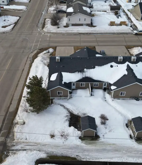 10902 100 Ave Unit 1, La Crete, AB T0H2H0