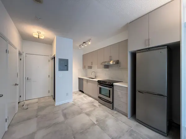 111 Elizabeth ST #1118, Toronto C01, ON M5G 1P7