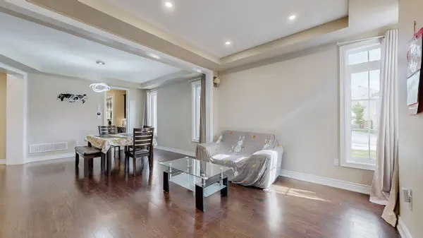 1815 Fairport RD #6, Pickering, ON L1V 1T2