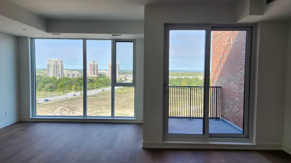 38 Simcoe Promenade #913, Markham, ON L6G 0H7