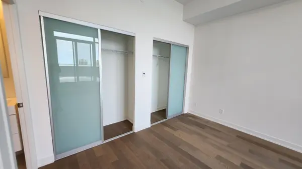 38 Simcoe Promenade #913, Markham, ON L6G 0H7