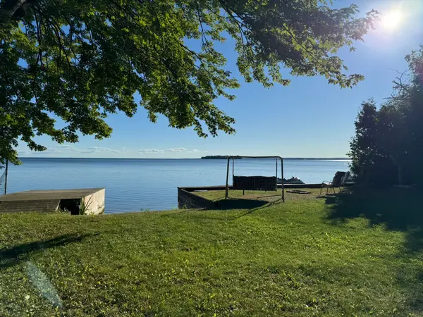 3794 Muley Point LN, Ramara, ON L3V 6H7