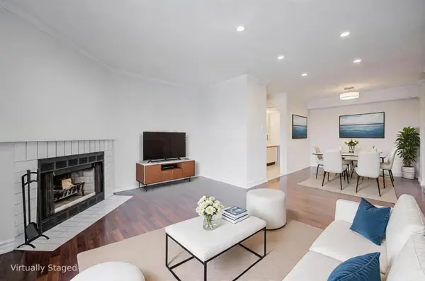 95 Trailwood DR #1033, Mississauga, ON L4Z 3L2