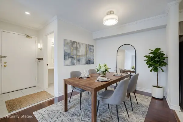 95 Trailwood DR #1033, Mississauga, ON L4Z 3L2