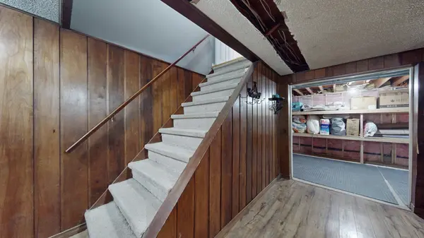 9359 Dickenson RD #BSMT, Hamilton, ON L0R 1W0