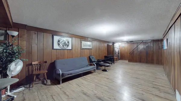 9359 Dickenson RD #BSMT, Hamilton, ON L0R 1W0