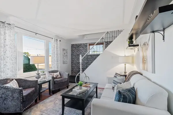 417 BURDICK PL, London East, ON N5W 4P4