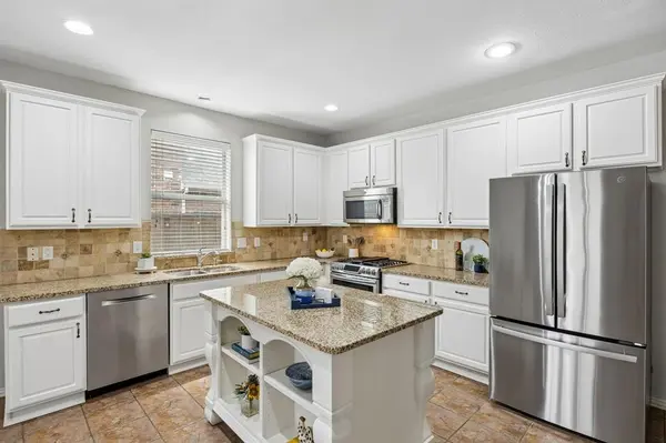 2335 Maserati Drive, Frisco, TX 75033