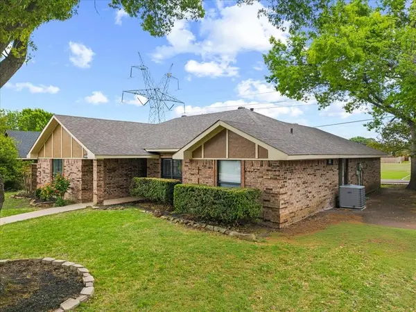 3212 Brunchberry Lane, Plano, TX 75023