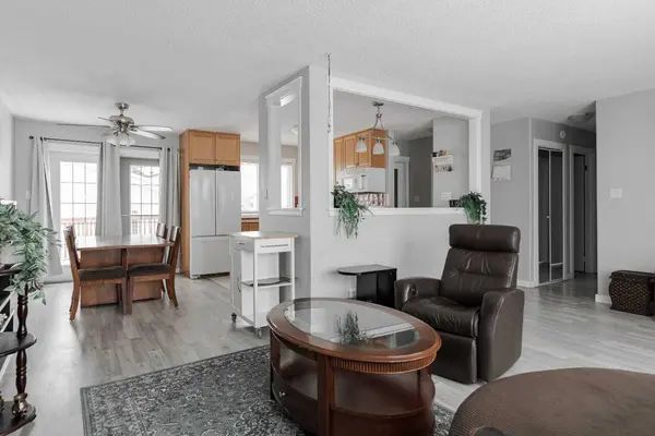 113 Deep RD, Fort Mcmurray, AB T9K 1B7