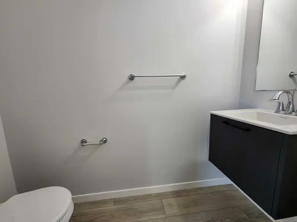 364 Herron LNDG NE, Calgary, AB T3P 2R5