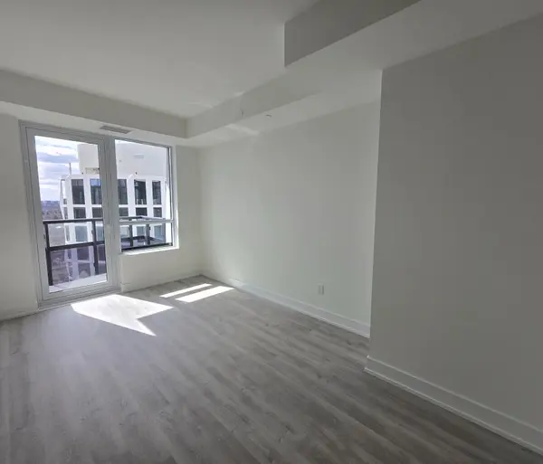 60 Central Park Pkwy #2110, Toronto W08, ON M9A 3K1