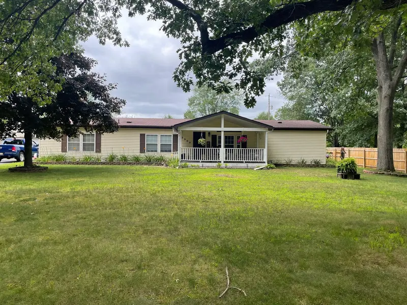 3900 Whipple RD, Leoni Twp, MI 49201