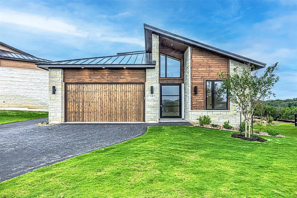 101 Manciano, Horseshoe Bay, TX 78657