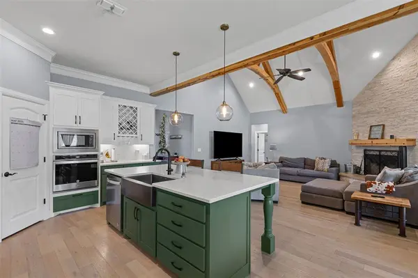 101 Cedar Mountain Drive, Weatherford, TX 76085