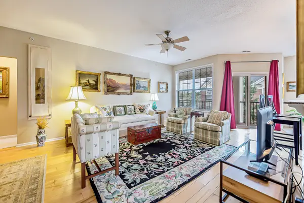 301 Scio Village CT #260, Scio Twp, MI 48103